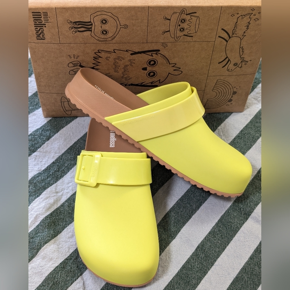 MINI MELISSA Cozy Clog, Green/Beige, Size 1
